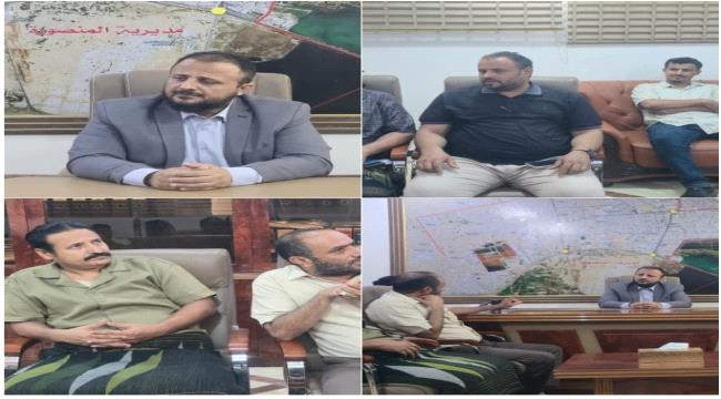 مدير عام المنصورة يبحث مع متعهدي الأسواق آليات إعادة تنظيم الأسواق والارتقاء بمستوى خدماتها